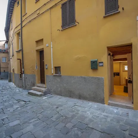 Melo 14 - Boutique Nel Centro - Italywego Apartman *